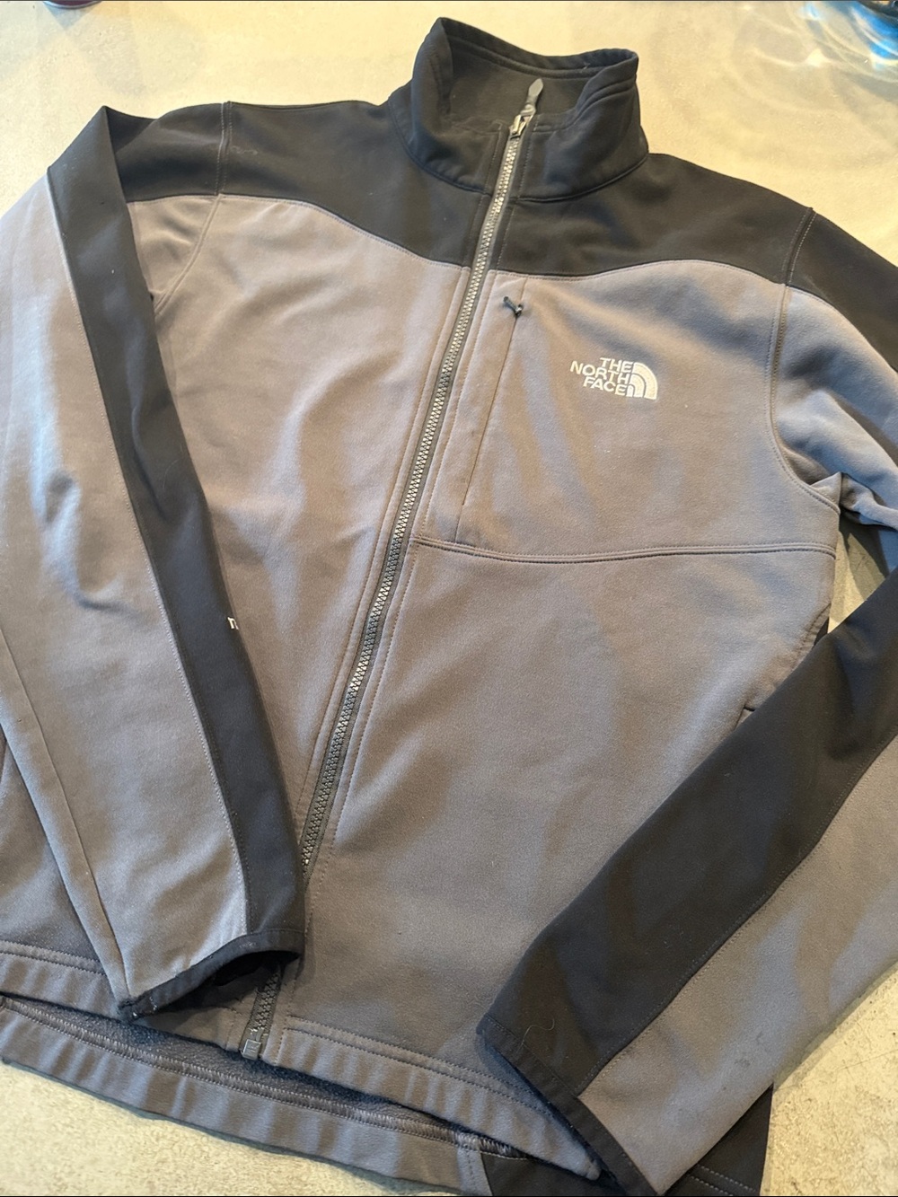 The North Face Men's Gray and Black Performance Fleece Jacket